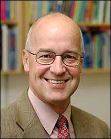 牛津考慮美式獎學金體制