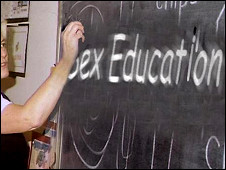 性教育：性生理還是性關系？