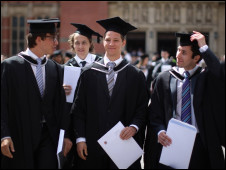 英國(guó)教育:獨(dú)立委員會(huì)調(diào)查學(xué)費(fèi)漲價(jià)影響