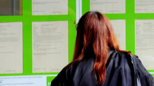 就業(yè)難 英國大學生求職競爭激烈