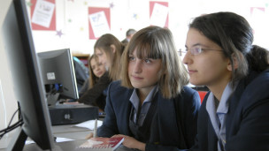 英國改革電腦師資培訓課程