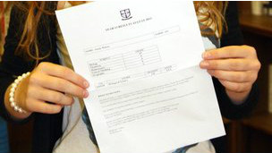 啃老讀書 越啃成績?cè)讲? style=