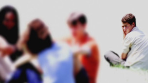 調查:英國有錢人家孩子也受欺凌