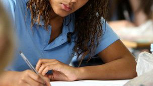 英國高等法院駁回GCSE加分要求