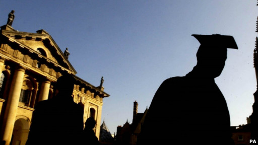 報告：英格蘭大學兼職學生人數“驟減”