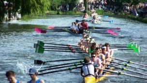 隨地小便說粗話 劍橋學生被罰款