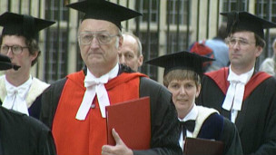 政經變革將迫使一些英國大學關門