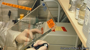 英國投資24大學建理工研究生培養中心