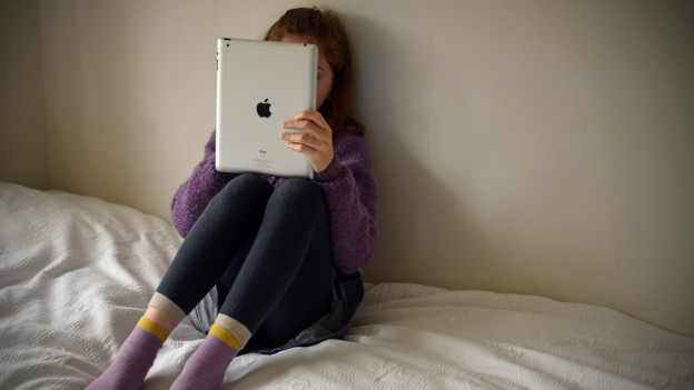 英國許多少年曾“涉網上風險活動”