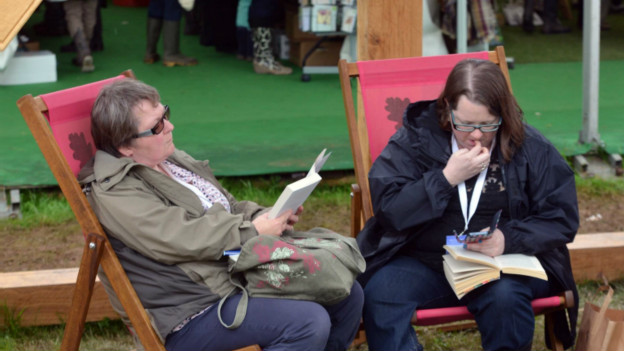 海外生存之惑:無處不讀書