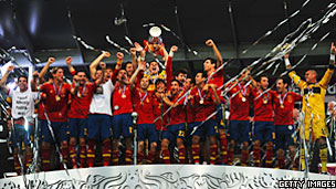 Spain reign at Euro 2012 西班牙2012歐洲杯奪冠