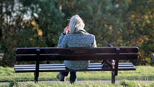 Living far from home 背井離鄉