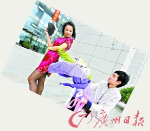 廣州大學學生拍畢業照 女生旗袍男生唐裝