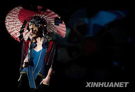 香港舉行高校畢業生時裝作品展