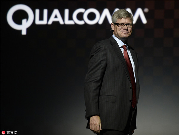 用三個(gè)詞形容中國(guó)，聽(tīng)聽(tīng)比爾•蓋茨、駱家輝怎么說(shuō)？