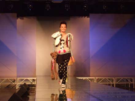 浙江理工大學上演“時裝秀”