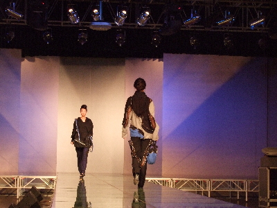 浙江理工大學(xué)上演“時裝秀”