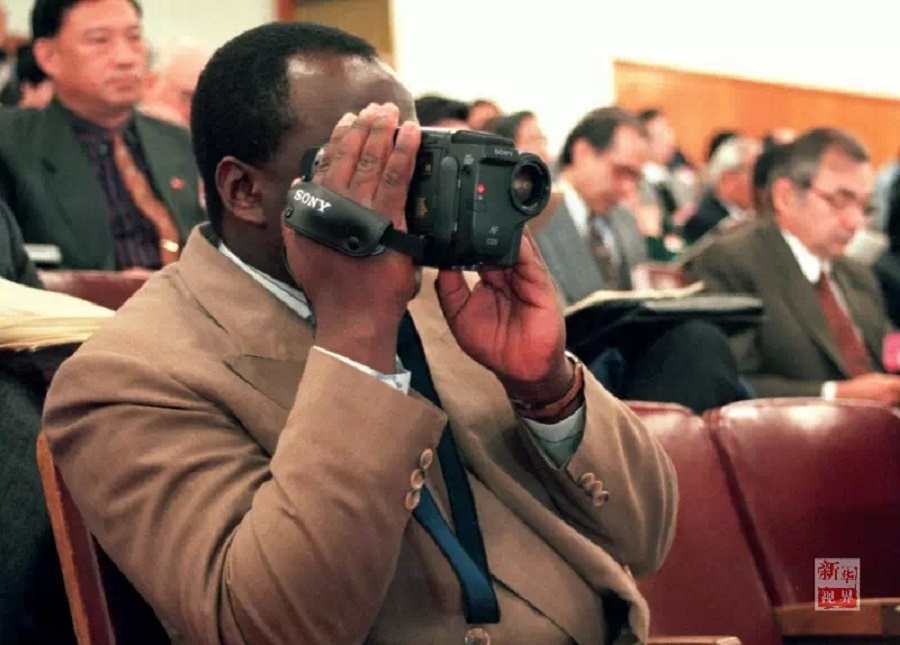 兩會(huì)歷史上的外國(guó)朋友