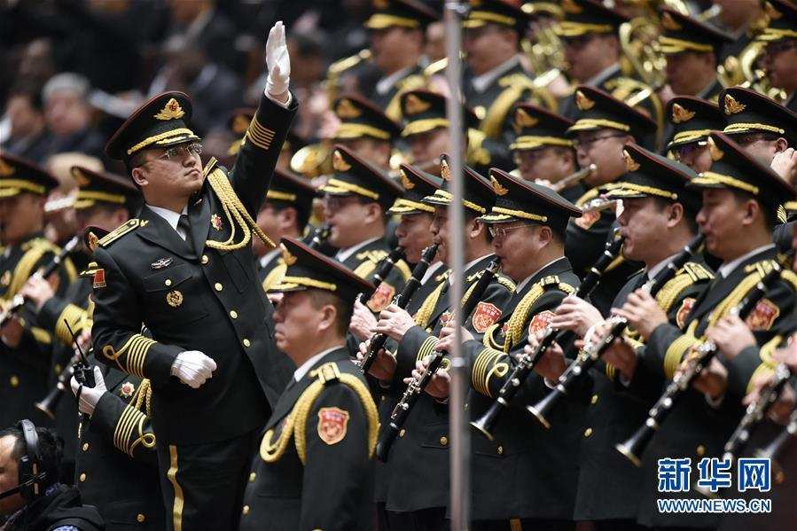 【兩會(huì)花絮】會(huì)場上的軍樂團(tuán)