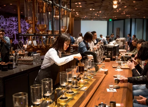 星巴克店員的圍裙有7種顏色，這里的秘密絕大數人都不知道