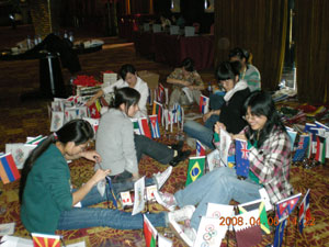 承諾：“國旗在我心中！”