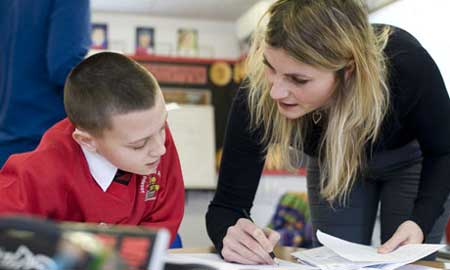 美8歲女生獲“災難獎” 因不完成作業理由最多