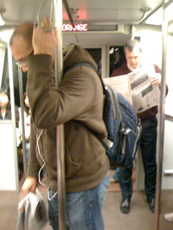 你最看不慣地鐵上的哪種行為?