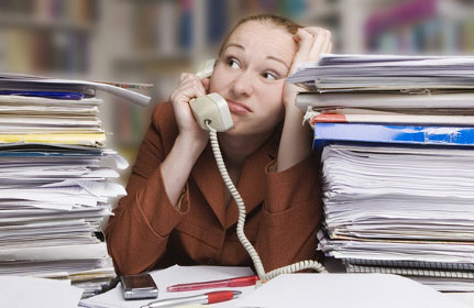 “忙得四腳朝天”用英語(yǔ)怎么說(shuō)