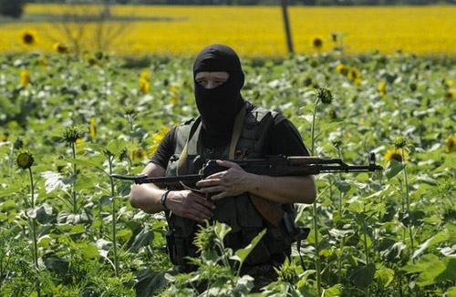 美國務(wù)卿克里指責俄羅斯是馬航客機失事的幕后黑手