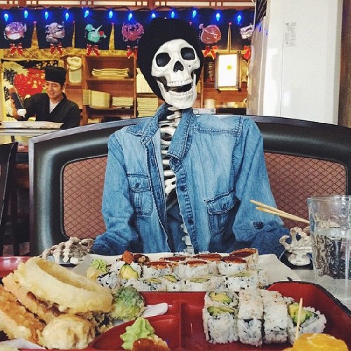 走近Skellie,Instagram上的骷髏明星