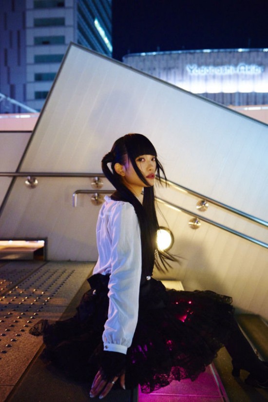 日本發明裙底會發光的短裙