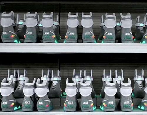 《回到未來》預言成真:德國發明自動鞋帶