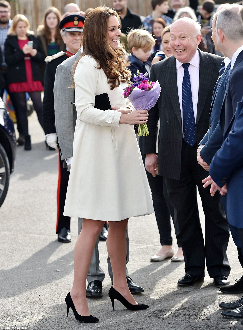 凱特王妃探班《唐頓莊園》 自稱“唐頓粉”