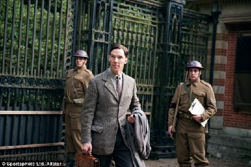 卷福升級當爸男神形象不再？