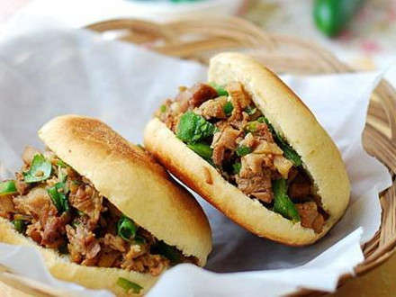 漢堡包起源于中國肉夾饃?!