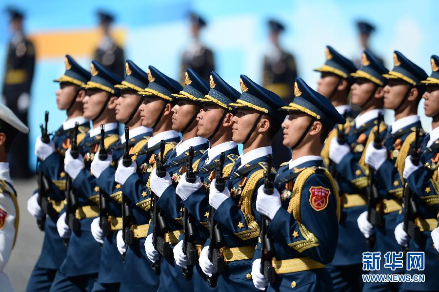 俄羅斯舉行最大規模紅場閱兵