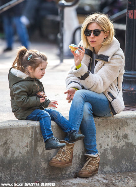 兒童節(jié)看萌娃美媽快樂(lè)出行（組圖）