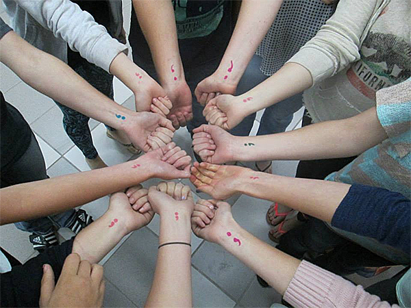 “分號紋身”的暗語你懂嗎?