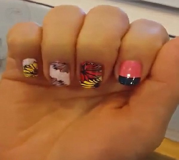 自動美甲機:噴涂秒速完成