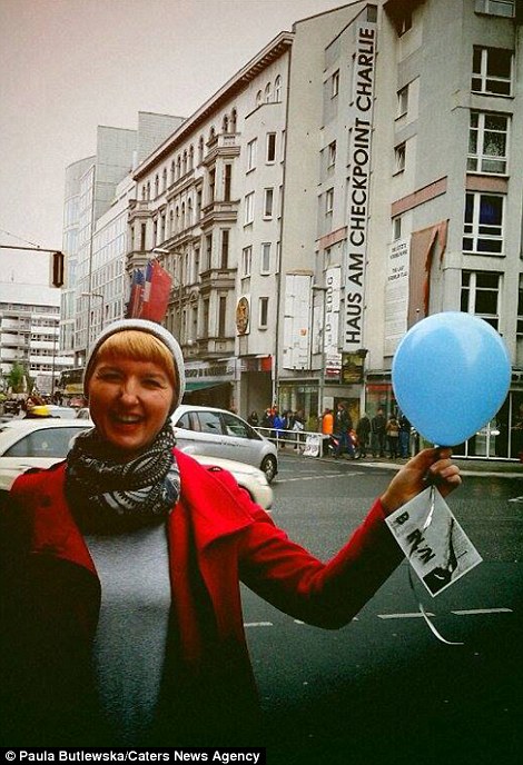 飛往天國的明信片：波蘭女孩替父完成環游世界遺愿