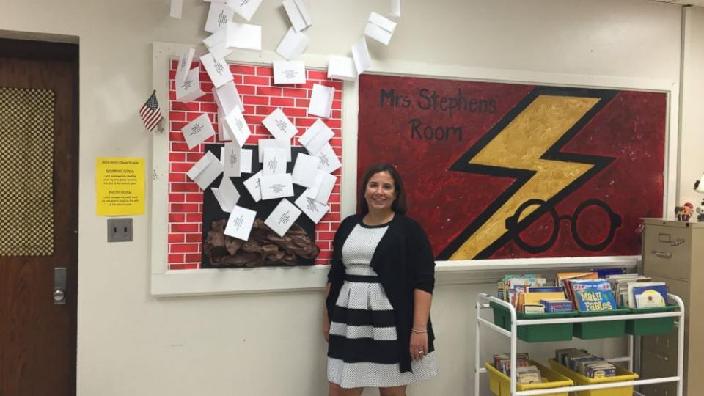 別人家的老師:為學生打造哈利波特主題教室