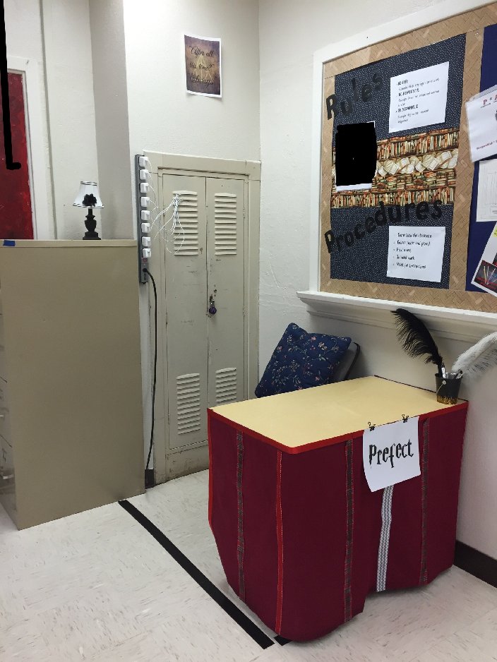 別人家的老師:為學生打造哈利波特主題教室