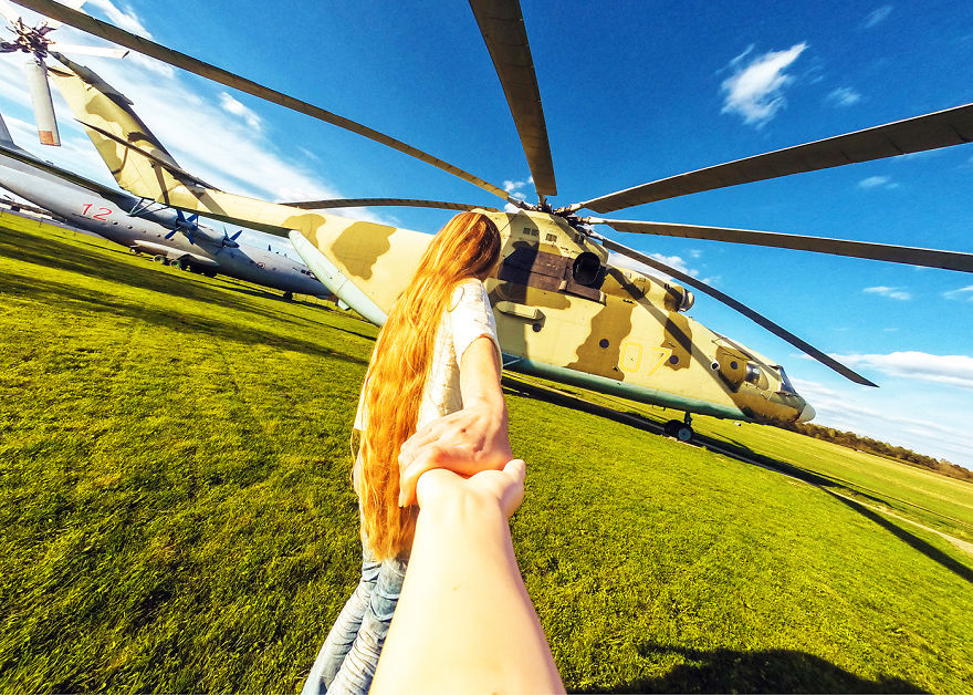 這組“帶你看世界”系列，男主竟是他