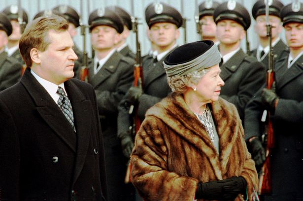 “彩虹女王”的帽子情結