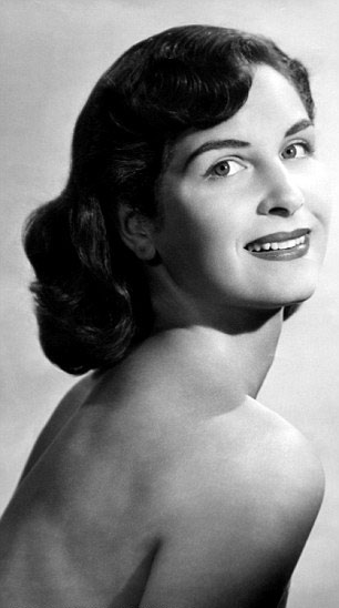 87歲超模：模特姑娘們，別擺臭臉了！