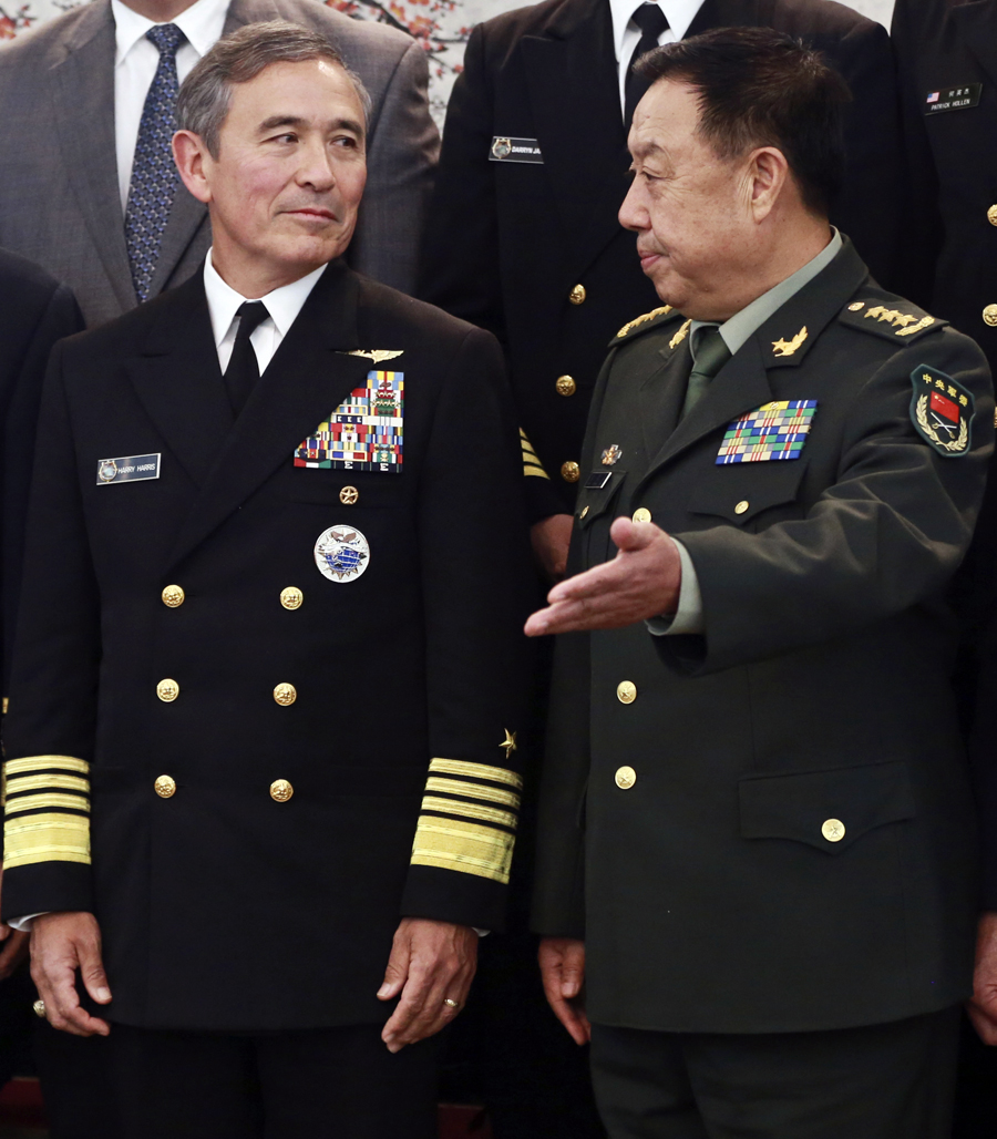 中國日報11月影像回眸:你不能對周圍世界熟視無睹