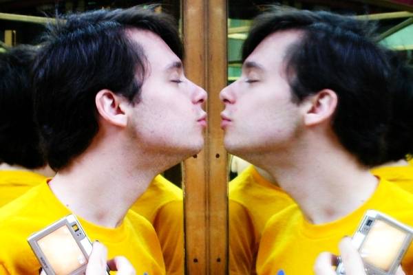 “自戀”新說法:feelin' yourself