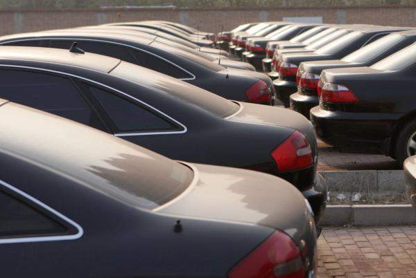 貪官們犯的那些事兒,用英文咋說?