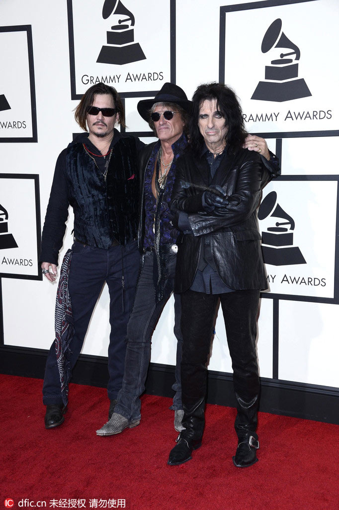 格萊美紅毯：賽琳娜與斯威夫特爭艷 比伯帶弟弟現身顯成熟