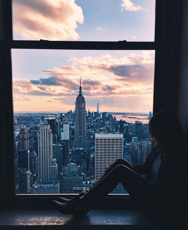 唯美“窗臺寫真”風靡社交網絡（組圖）